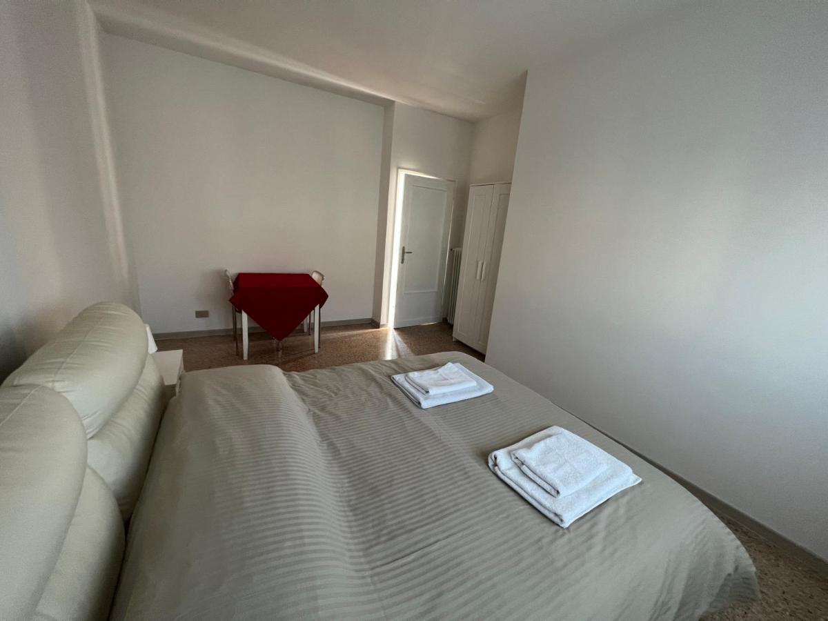 Casa Roma Rooms& Apartmens Padoue Extérieur photo