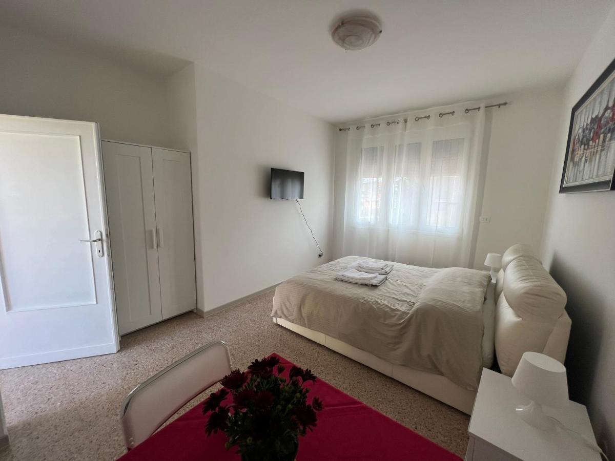 Casa Roma Rooms& Apartmens Padoue Extérieur photo